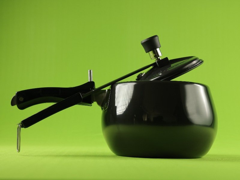 Hard Anodized Inner Lid Cooker